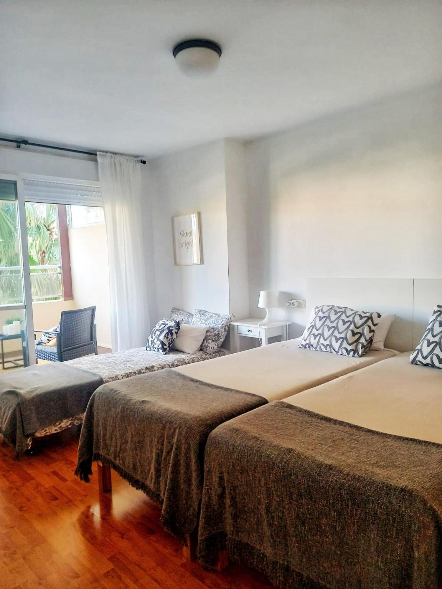 Calido Apartamento Con Gran Terraza Y Vistas A 600 Metros Del Mar Benalmádena Eksteriør bilde